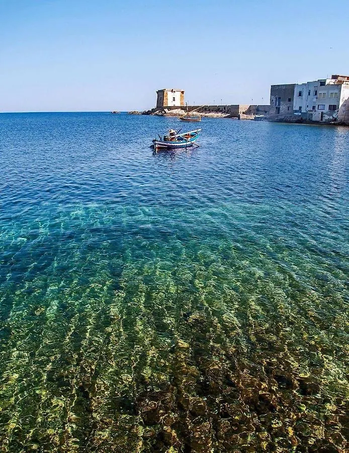 Appartamento Tra mare e profumi Trapani 0*,  Italia