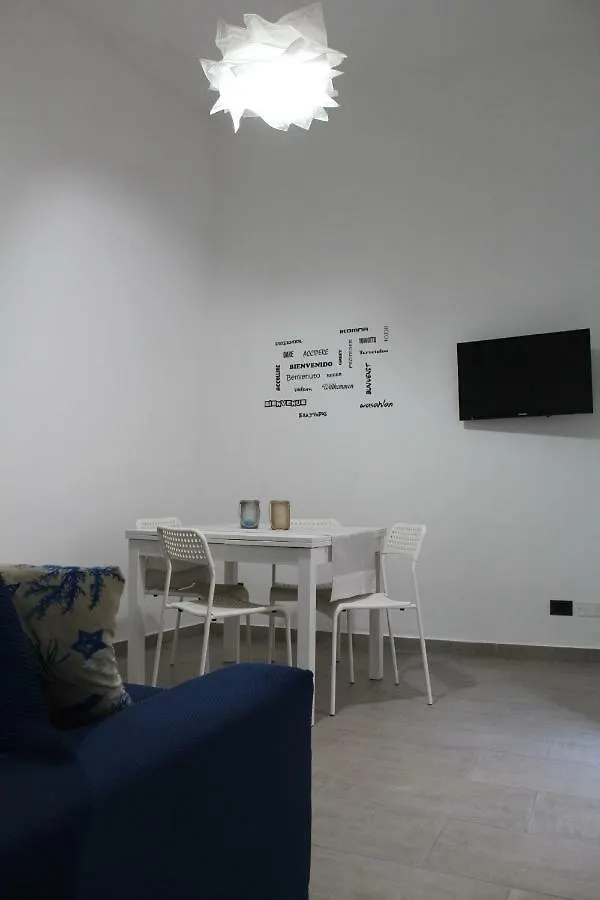 Tra Mare E Profumi Apartamento Trapani 0*,  Itália