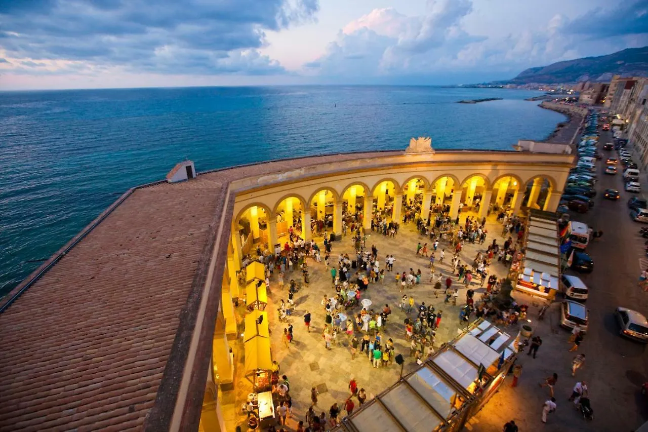 Appartamento Tra mare e profumi Trapani 0*,  Italia
